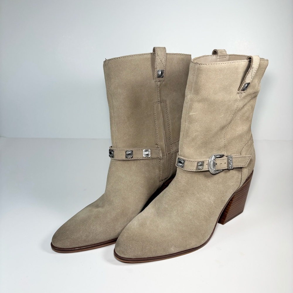 Lucky Brand Sogn Western Tan Suede Ankle Boot Silver Buckle Detail Size 10 Boho - Picture 2 of 7